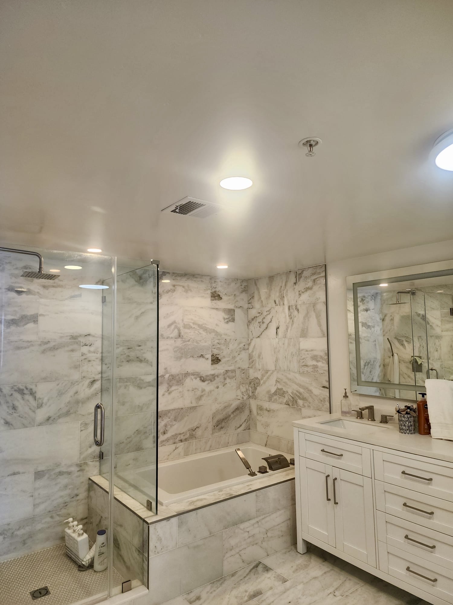 Bathrooms 1.2